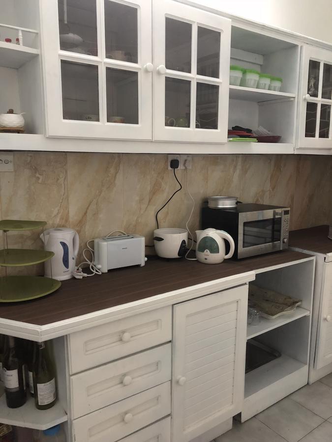 Tuk Tuk Hostels Коломбо Екстериор снимка